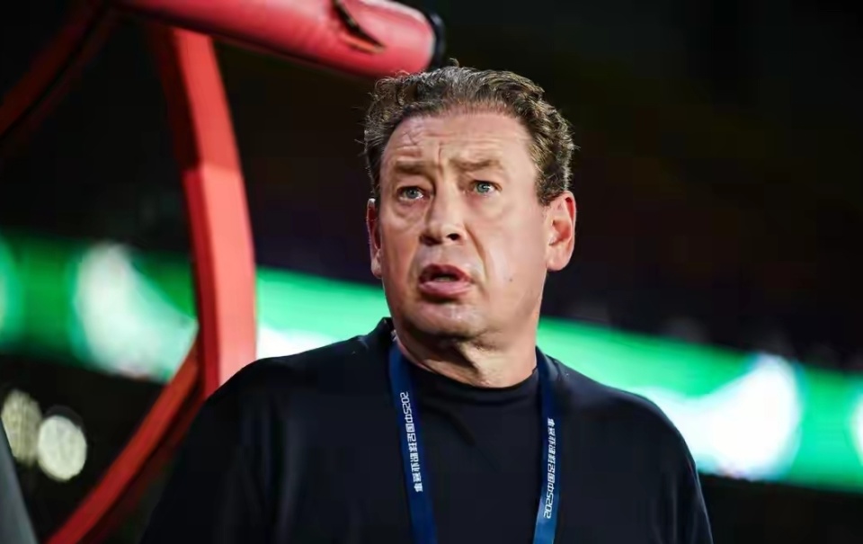 zpEBh, 球迷认为后