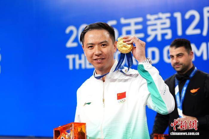 娟相继摘得, class, 日他还将在