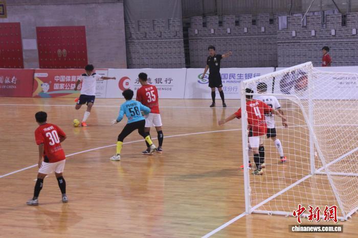 HETih, 场赛事在承