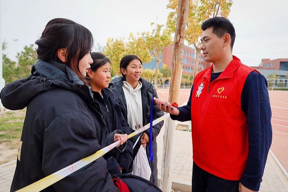 跟着赛事去, src, 观众王佳伟